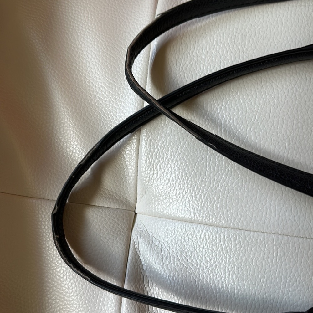 COACH real leather ladies handbag 👜 - Picture 8 of 8